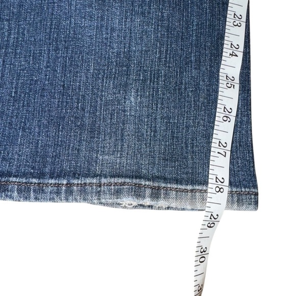 Levi’s 550’s Women’s 12 Short 32x29 Relaxed Bootcut Faded Dark Wash Med Rise - Picture 8 of 9